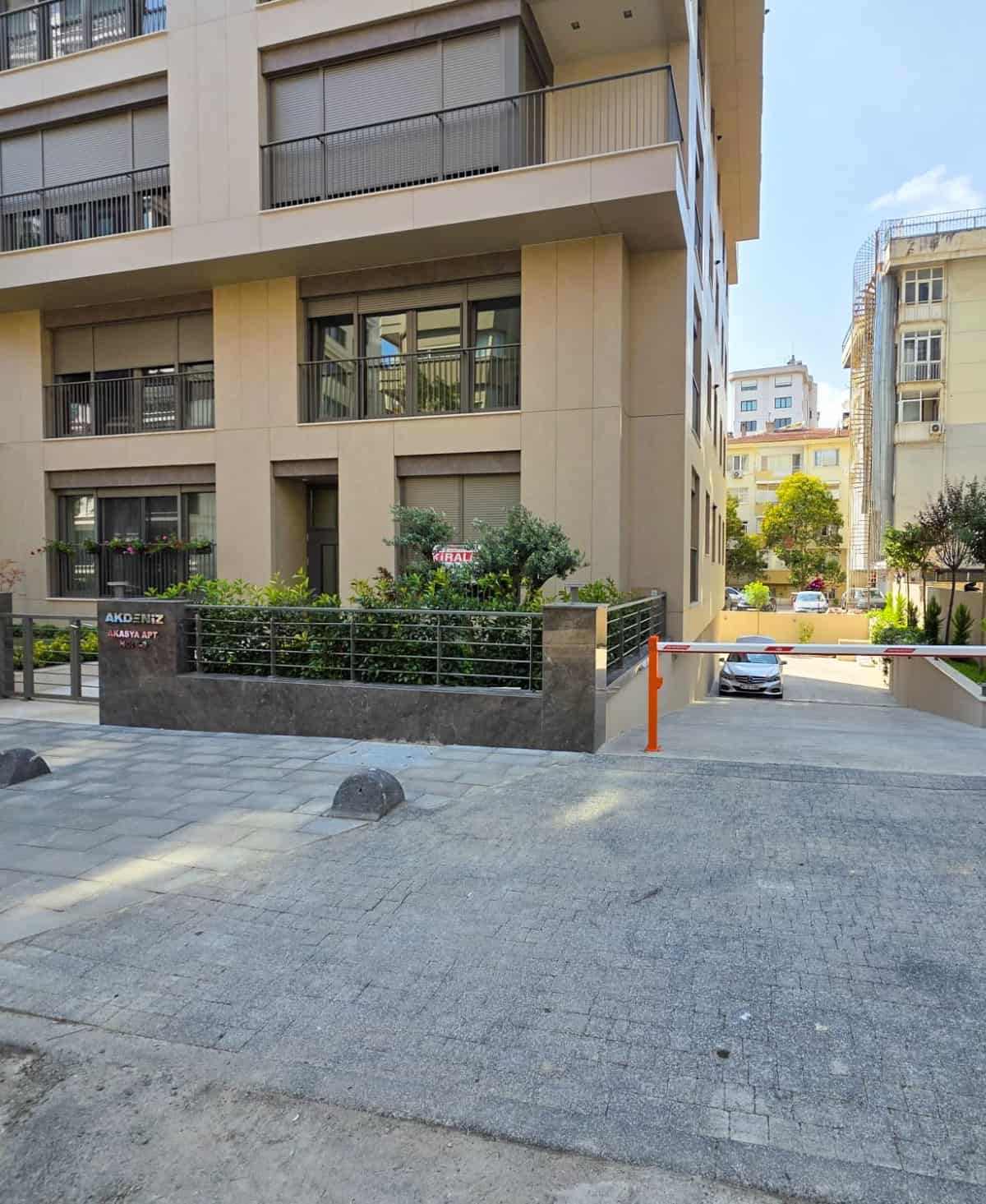 Akdeniz Apartmanı (3)